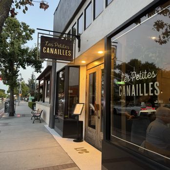 Les Petites Canailles - Outside - French Near Me - Paso Robles, California