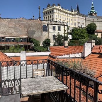 Vegan's Prague - Top view - Live/Raw Food Near Me - Prague, Puerto Rico