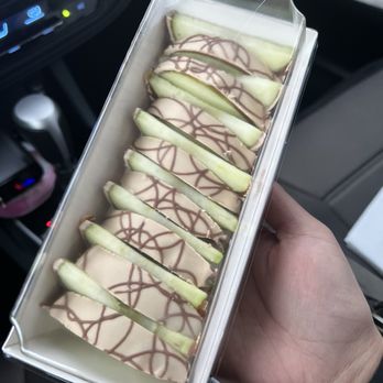 Dipped By Dee - Cookie Butter Apples - Desserts Near Me - Las Vegas, Nevada