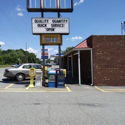 Speedy Lohr's BBQ