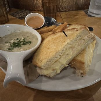 49th State Brewing - Anchorage - King Crabby Melt with seafood chowder and fries - Breweries Near Me - Anchorage, Alaska 49th State Brewing - Anchorage - King Crabby Melt with seafood chowder and fries - Breweries Near Me - Anchorage, Alaska