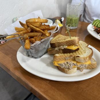 Mari Vees - Tuna Melt Panini - Breakfast & Brunch Near Me - San Marino, California Mari Vees - Tuna Melt Panini - Breakfast & Brunch Near Me - San Marino, California