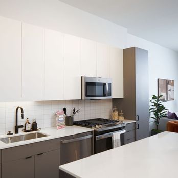 Porter - Modern kitchens with stainless steel appliances - Apartments Near Me - Oak Park, Illinois Porter - Modern kitchens with stainless steel appliances - Apartments Near Me - Oak Park, Illinois