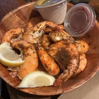 Le Tub - Steamed Shrimp - Burgers Near Me - Hollywood, Florida Le Tub - Steamed Shrimp - Burgers Near Me - Hollywood, Florida