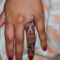 A picture of my most recent tattoo from Destany