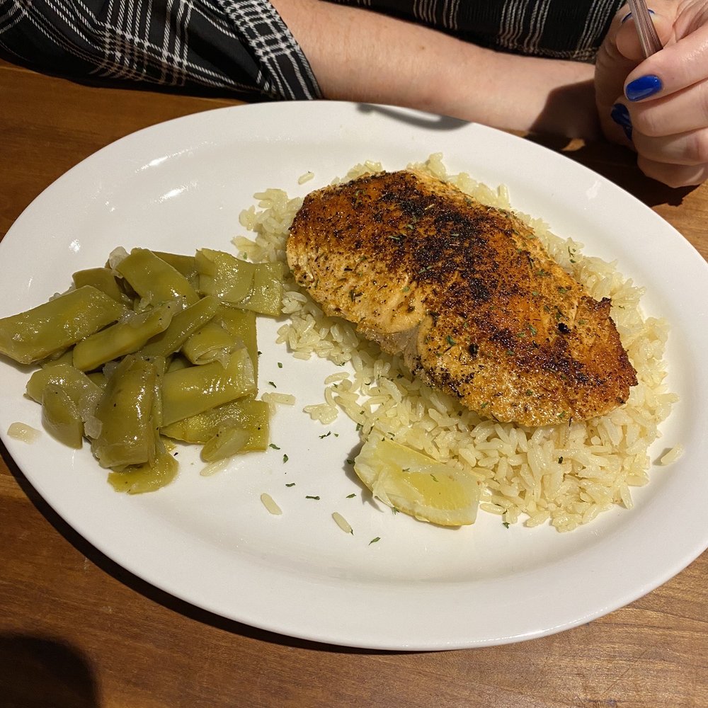 Cheddar's Scratch Kitchen - Blackened salmon with pole beans and rice pilaf - American Near Me - Daytona Beach, Florida Cheddar's Scratch Kitchen - Blackened salmon with pole beans and rice pilaf - American Near Me - Daytona Beach, Florida