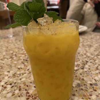 Saffy's - mango lassi - Middle Eastern Near Me - Los Angeles, California