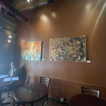 Iguana Cafe - Nice artwork - Creperies Near Me - Chicago, Illinois