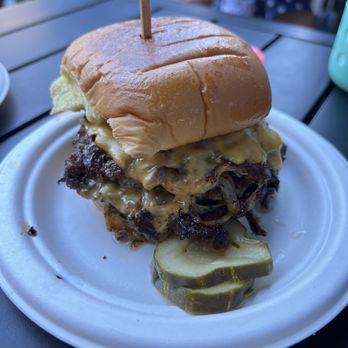 Third Window Brewing - Classic burger - extra patty - Breweries Near Me - Santa Barbara, California