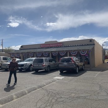 Montezuma burger Haus - Exterior, turn either before or after Thanks a Latte from main street and park. - Burgers Near Me - Camp Verde, Arizona Montezuma burger Haus - Exterior, turn either before or after Thanks a Latte from main street and park. - Burgers Near Me - Camp Verde, Arizona
