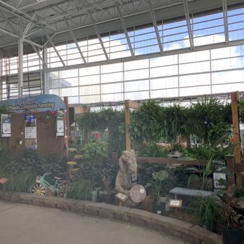 Menards - Garden area - Hardware Stores Near Me - Celina, Ohio