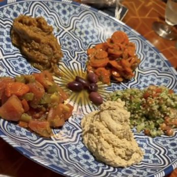 Casablanca - The Moroccan salad entree was delicious with the Moroccan bread - Moroccan Near Me - Kailua, Hawaii