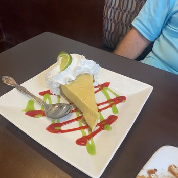 Harry's Seafood Bar & Grille - Key lime pie - Seafood Near Me - St Augustine, Florida Harry's Seafood Bar & Grille - Key lime pie - Seafood Near Me - St Augustine, Florida
