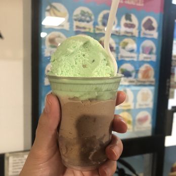 Adam's italian ice - Pistachio and fudge brownie - Ice Cream & Frozen Yogurt Near Me - Orlando, Florida Adam's italian ice - Pistachio and fudge brownie - Ice Cream & Frozen Yogurt Near Me - Orlando, Florida