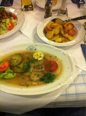 Weissbräuhaus zum Herrnbräu by null
