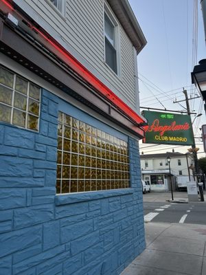 Angeloni's Club Madrid by null