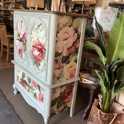 Reclaimed Cottage & Vintage Market