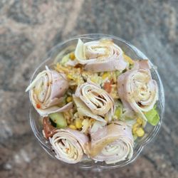 M & W Deli - Honey Turkey salad