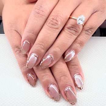 Lyq Spa Nails - Cateyes elegance with a touch of gold!! - Nail Salons Near Me - Granada Hills, California