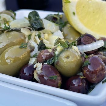 Roxx on Main - Warm olives - American Near Me - Martinez, California Roxx on Main - Warm olives - American Near Me - Martinez, California