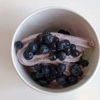 Yogurtland - Overhead view of Blueberry Pancake froyo with blueberries and blueberry boba - Ice Cream & Frozen Yogurt Near Me - Artesia, California Yogurtland - Overhead view of Blueberry Pancake froyo with blueberries and blueberry boba - Ice Cream & Frozen Yogurt Near Me - Artesia, California