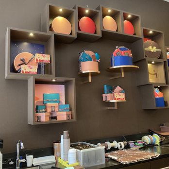 La Maison Du Chocolat - Madison Ave - 04/06/21 - Chocolatiers & Shops Near Me - New York, New York