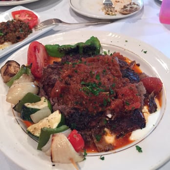 Istanbul Blue - Iskender was made from a finely cut with right type of fat and texture. Doner is their strongest point. - Mediterranean Near Me - Vienna, Virginia Istanbul Blue - Iskender was made from a finely cut with right type of fat and texture. Doner is their strongest point. - Mediterranean Near Me - Vienna, Virginia