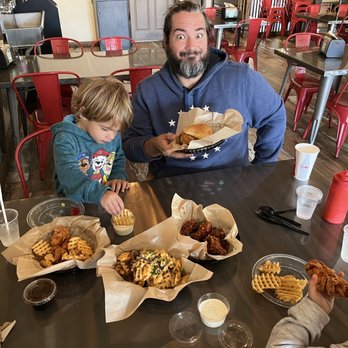 Chi-Kin - Wings, tenders, and sandwich - Korean Near Me - Orlando, Florida Chi-Kin - Wings, tenders, and sandwich - Korean Near Me - Orlando, Florida