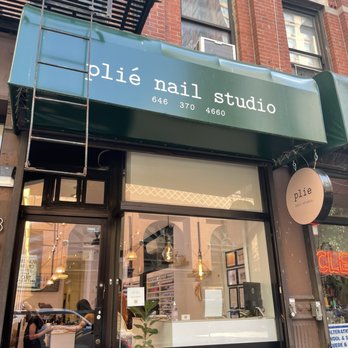 Plie Nail Studio - Nail Salons Near Me - Manhattan, New York