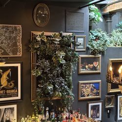 Via Vecchia - Interior