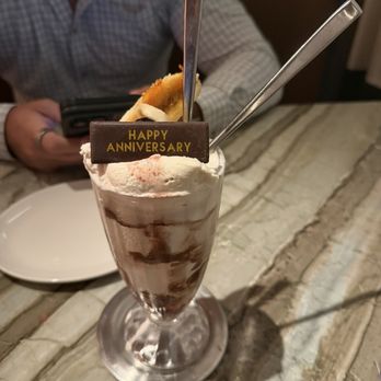 Kirkwood - Banana sundae - American Near Me - Houston, Texas