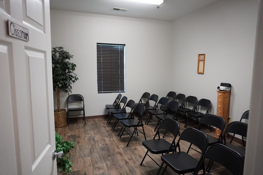 FOREVER NOW MASSAGE & COACHING 12 Photos 1010 N Tennessee St