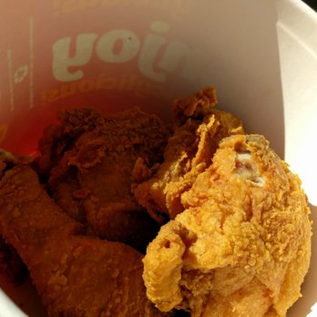 Jollibee - 6 piece bucket $9.49 - Fast Food Near Me - Skokie, Illinois Jollibee - 6 piece bucket $9.49 - Fast Food Near Me - Skokie, Illinois
