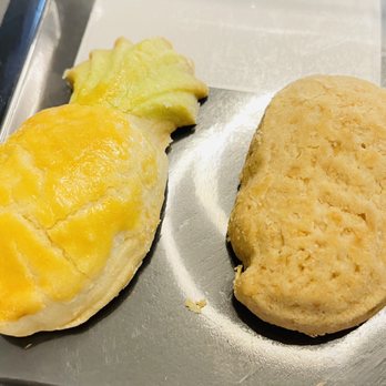 Malacca Cafe - Pineapple and peanuts cookies - Malaysian Near Me - Southlake, Texas Malacca Cafe - Pineapple and peanuts cookies - Malaysian Near Me - Southlake, Texas