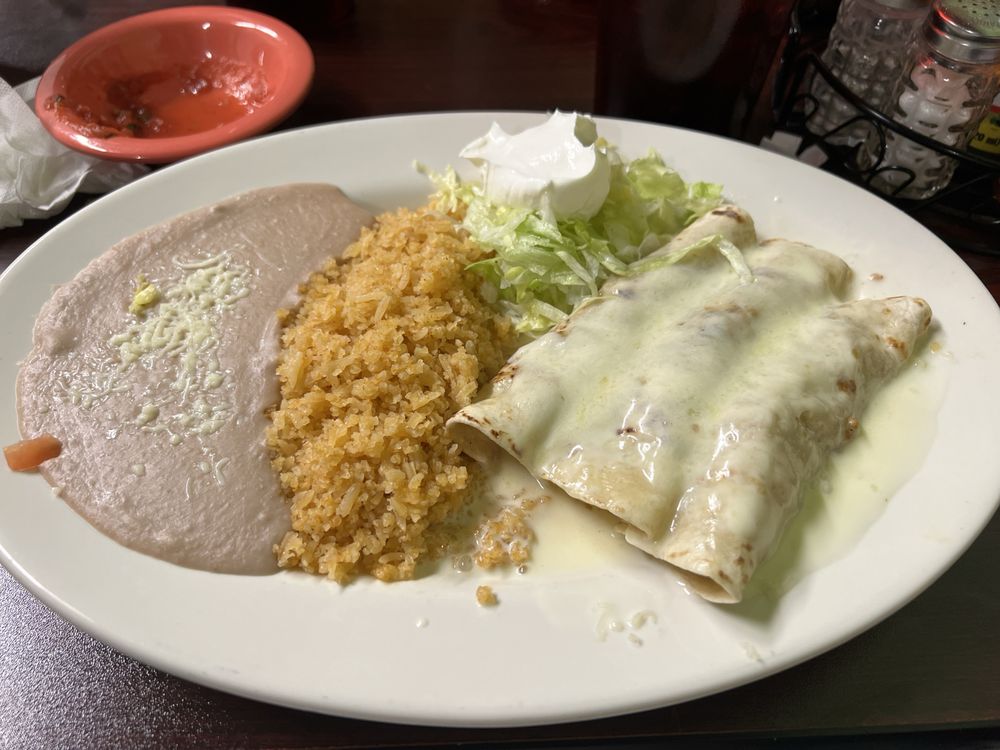 DELIA’S Updated May 2024 41 Photos & 74 Reviews 8363 Dayton Pike