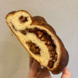 Talia’s Challahs - Apple cinnamon raisin challah