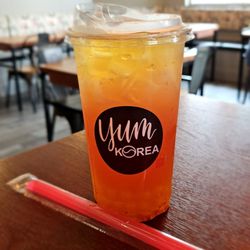 Yum Korea - Strawberry Fruit Tea w/Passionfruit Boba