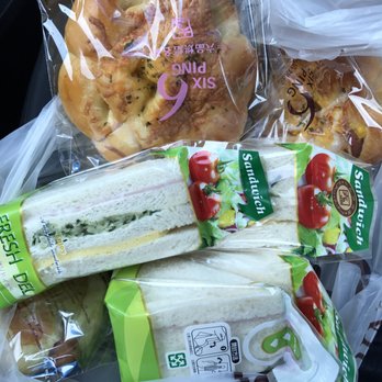Six Ping Bakery - Hot dog bread and the best perfect cut yummy sandwiches ever!! I took advantage and grabbed a lot since it gets sold out quick lol - Bakeries Near Me - Houston, Texas Six Ping Bakery - Hot dog bread and the best perfect cut yummy sandwiches ever!! I took advantage and grabbed a lot since it gets sold out quick lol - Bakeries Near Me - Houston, Texas