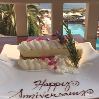 The Loft - Complimentary Anniversary Cake - New American Near Me - Laguna Beach, California