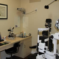 20/20 Eyecare Center Optometry - Exam room