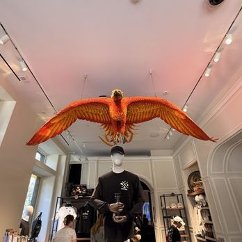 Harry Potter Shop - Books, Mags, Music & Video Near Me - New York, New York