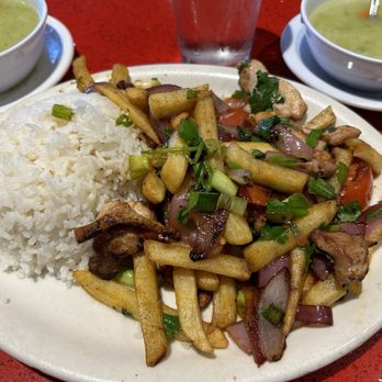 El Pollo Inka - Saltado de Pollo - Peruvian Near Me - Lawndale, California El Pollo Inka - Saltado de Pollo - Peruvian Near Me - Lawndale, California