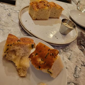 Juniper - Foccacia bread - Cocktail Bars Near Me - Johnson City, Tennessee