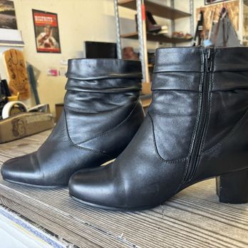 AV Shoe & Bag Repair - My David Tate leather shoes. - Shoe Repair Near Me - Lancaster, California AV Shoe & Bag Repair - My David Tate leather shoes. - Shoe Repair Near Me - Lancaster, California