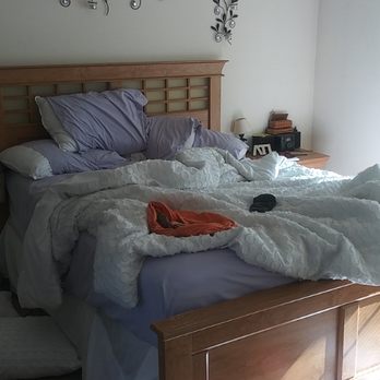 Jah's Touch Divinity Cleaning Services - Clients bedroom before cleaning - Home Cleaning Near Me