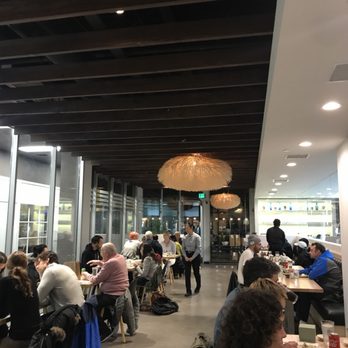 dan modern chinese - Seating & decor inside - Dim Sum Near Me - Pasadena, California