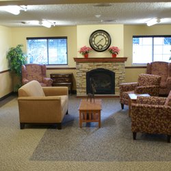 Avamere Rehabilitation of Beaverton - Fireplace Lounge