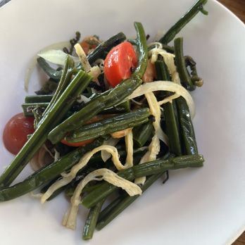Star Noodle - Pohole Salad - Asian Fusion Near Me - Lahaina, Hawaii