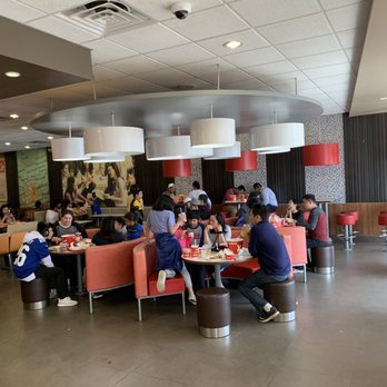 Jollibee - Plenty of seating - Fast Food Near Me - Houston, Texas