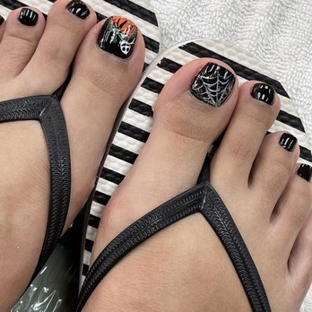 Lily Nail - Halloween ready with pumpkin and webs - Nail Salons Near Me - Pleasant Hill, California Lily Nail - Halloween ready with pumpkin and webs - Nail Salons Near Me - Pleasant Hill, California